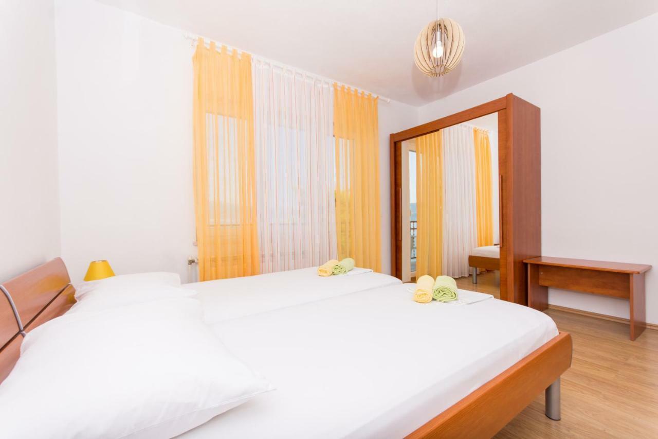 Apartman Domic Slatine Exteriér fotografie